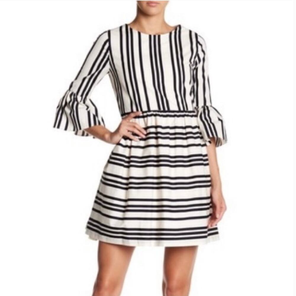 Alice Olivia 2 Augusta Ruffled Sleeve Dress Striped Black Cream Preppy Crisp